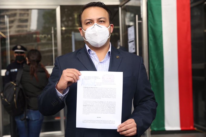 PAN denuncia a AMLO ante la FGR