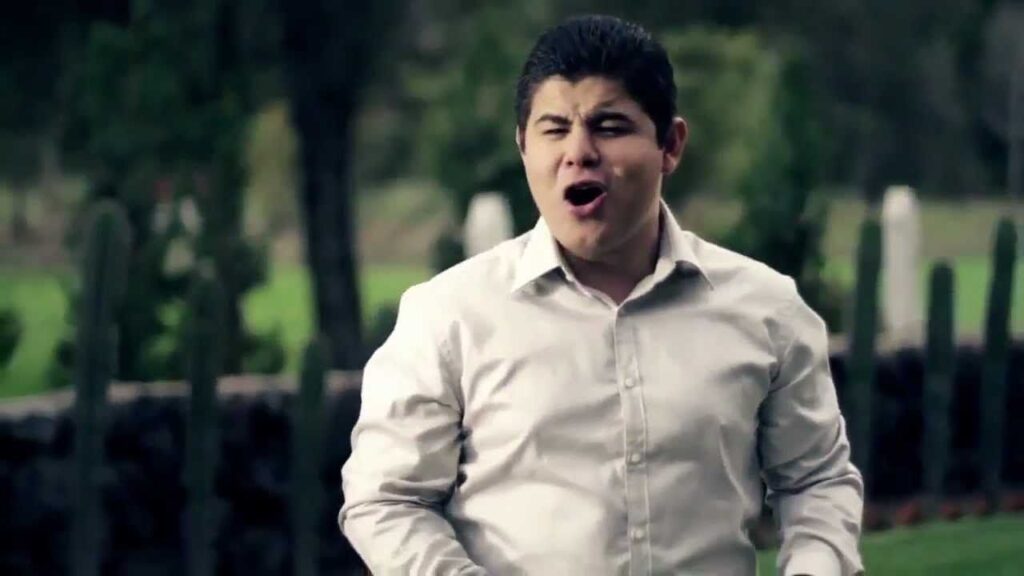 Asesinan a hermano de cantante Alfredo Olivas y a su familia Paradigma