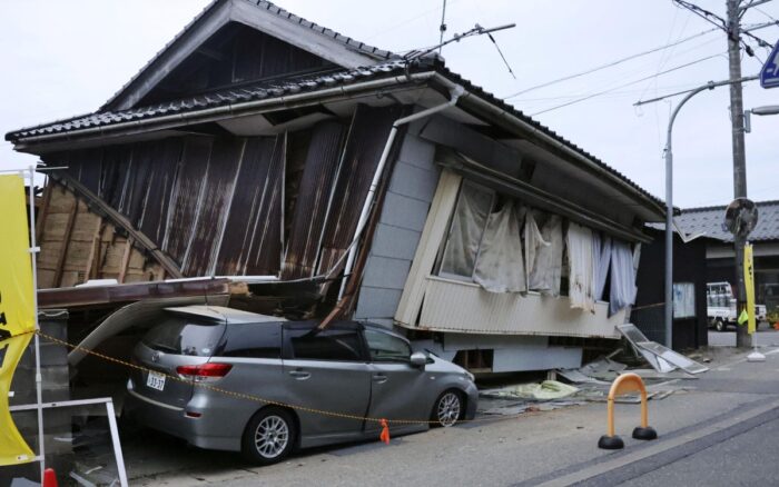 Japón sufre fuerte sismo