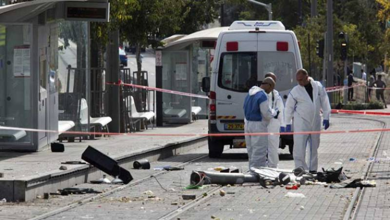 Video| Un ataque palestino en Jerusalén deja tres muertos en una parada de autobús